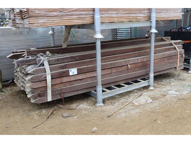 Partij hout 2m80 - afbeelding 1 van  1