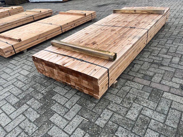 Partij hout 3000x70x50mm 80 stuks nieuw - afbeelding 1 van  1