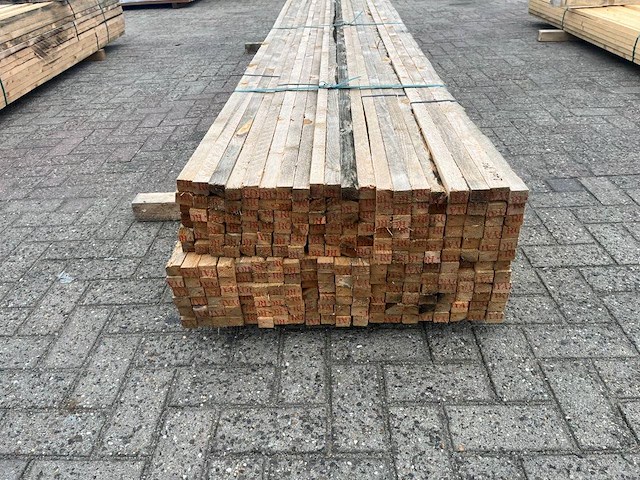 Partij hout 3900x35x22mm 336 stuks nieuw - afbeelding 1 van  1