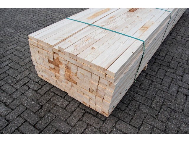 Partij hout 3900x50x70mm 165 stuks nieuw - afbeelding 1 van  1