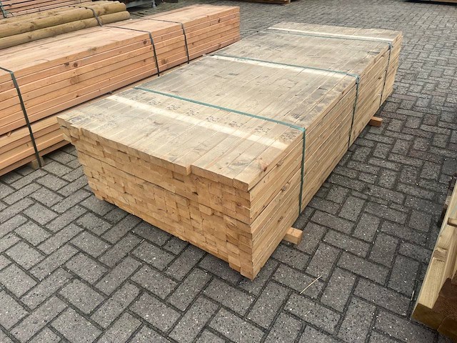 Partij hout 40x65x2400mm 221 stuks nieuw - afbeelding 1 van  1