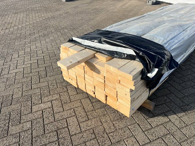 Partij hout 5400x150x50mm 77 stuks nieuw - afbeelding 1 van  1