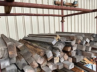 Partij hout in 7 stapelbokken - afbeelding 9 van  11