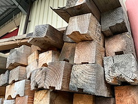 Partij hout in 7 stapelbokken - afbeelding 11 van  11