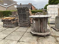 Partij hout - afbeelding 1 van  9