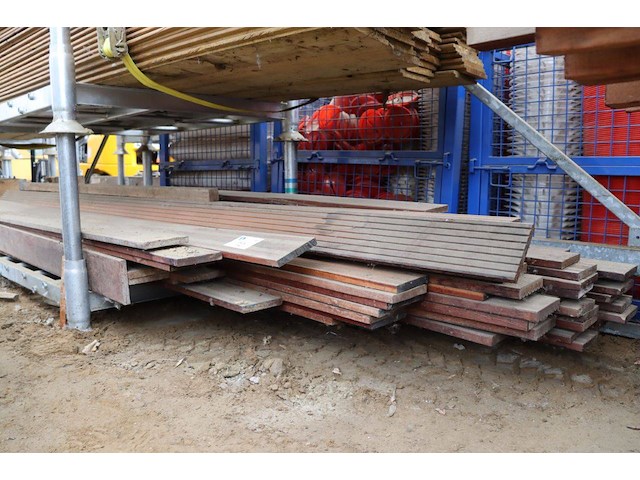 Partij hout - afbeelding 1 van  1