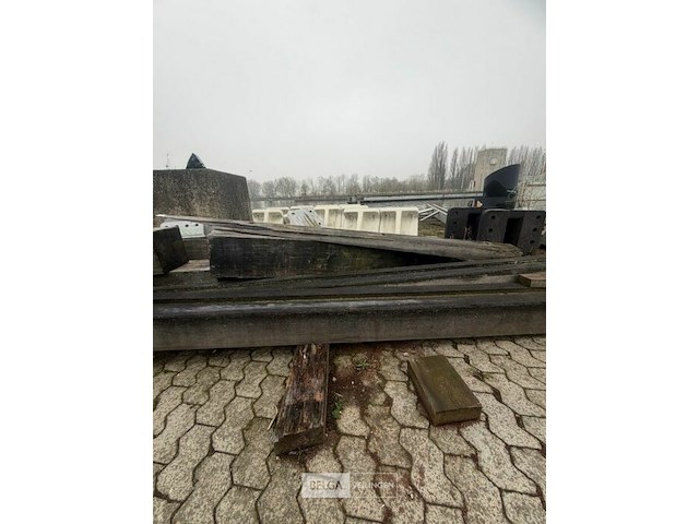 Partij hout - afbeelding 3 van  6