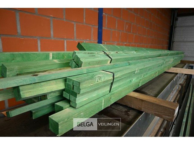 Partij hout - afbeelding 2 van  3