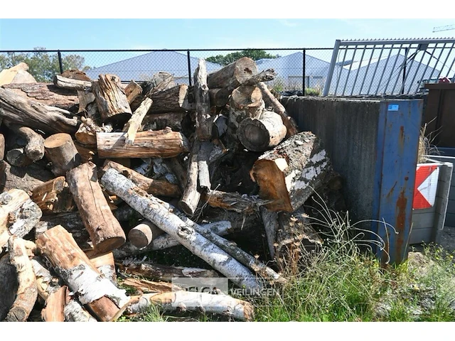 Partij hout - afbeelding 2 van  5