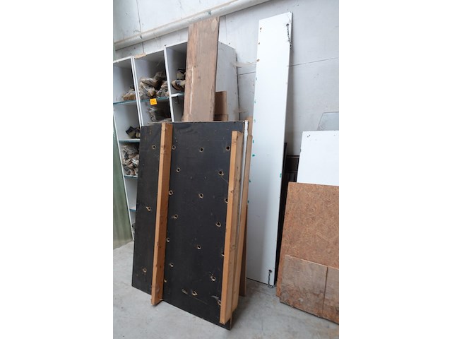 Partij hout - afbeelding 4 van  6