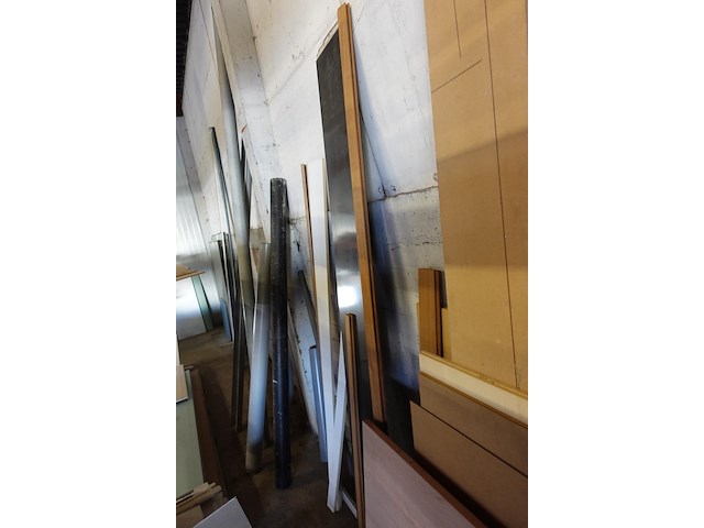 Partij hout - afbeelding 4 van  15