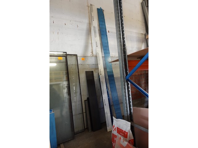 Partij hout - afbeelding 13 van  15