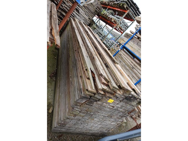 Partij hout - afbeelding 1 van  2