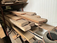 Partij houten balken en planken - afbeelding 4 van  24