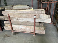 Partij houten balken en planken - afbeelding 6 van  13