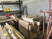Partij houten balken en planken - afbeelding 7 van  13