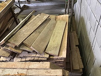 Partij houten balken en planken - afbeelding 13 van  13
