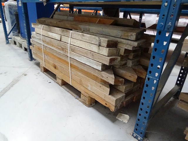 Partij houten balken + rest - afbeelding 4 van  6