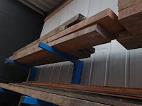 Partij houten balken - afbeelding 5 van  7