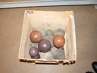 Partij houten decoratieve ballen