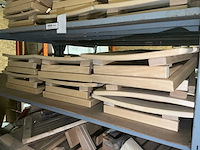 Partij houten hoofd/rugsteunen en sauna toebehoren - afbeelding 9 van  12