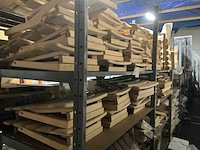 Partij houten hoofd/rugsteunen en sauna toebehoren - afbeelding 1 van  12