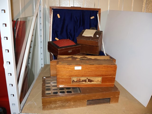 Partij houten koffertjes - afbeelding 1 van  8