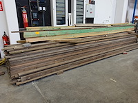 Partij houten latten - afbeelding 1 van  4