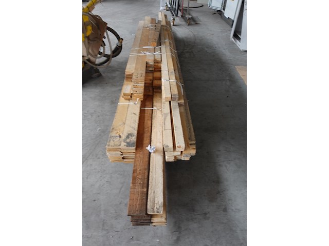 Partij houten latten - afbeelding 3 van  3