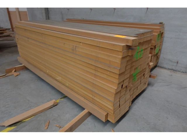 Partij houten latten - afbeelding 2 van  5