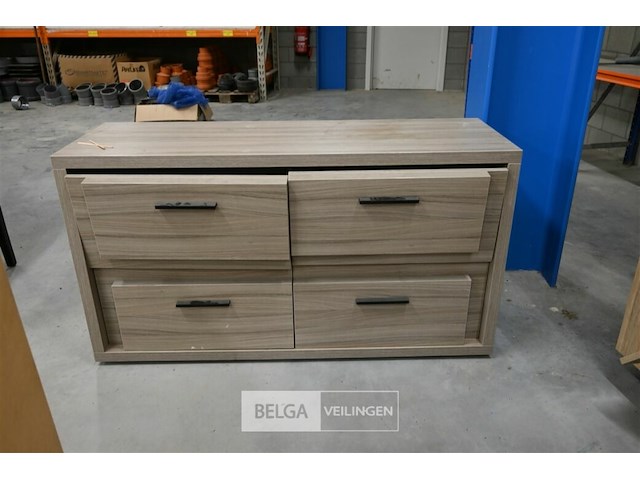 Partij houten meubilair - afbeelding 3 van  8