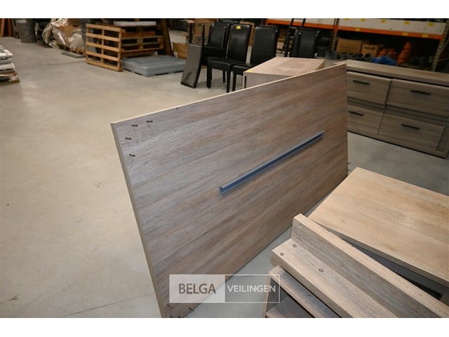 Partij houten meubilair - afbeelding 6 van  8