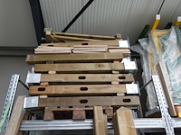 Partij houten omheining - afbeelding 2 van  7