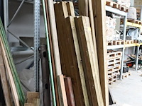 Partij houten omheining - afbeelding 4 van  7