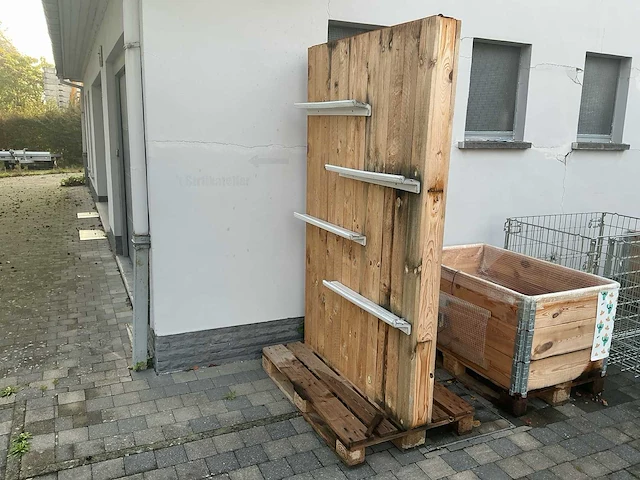 Partij houten opslagkisten / palletboxen met houten panelen - afbeelding 6 van  7