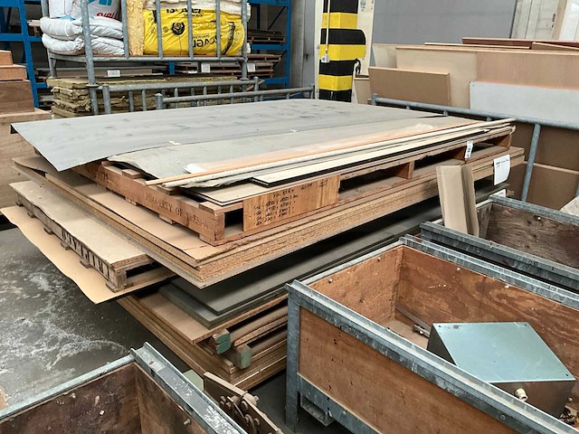 Partij houten plaatmateriaal - afbeelding 2 van  5