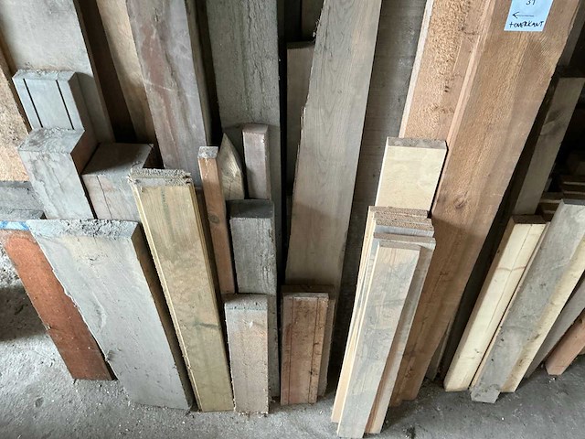 Partij houten planken en balken - afbeelding 6 van  11