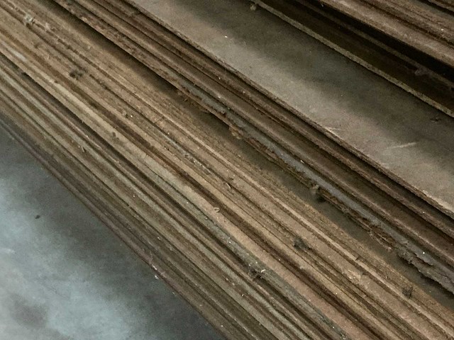 Partij houten planken en platen - afbeelding 8 van  8