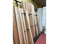 Partij houten planken, latten en wandpanelen - afbeelding 18 van  21