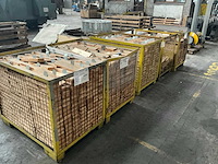 Partij houten plankjes - afbeelding 1 van  4