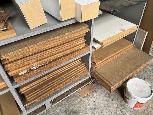 Partij houten platen - afbeelding 2 van  11