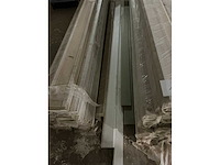 Partij houten plinten - afbeelding 10 van  12