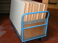 Partij houten plooitafels + kar - afbeelding 3 van  8