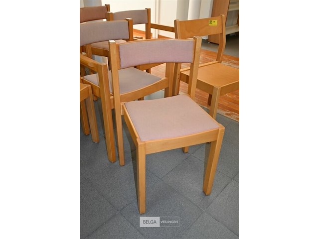 Partij houten stoelen - afbeelding 3 van  3