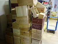 Partij houten wijnkisten - afbeelding 1 van  3