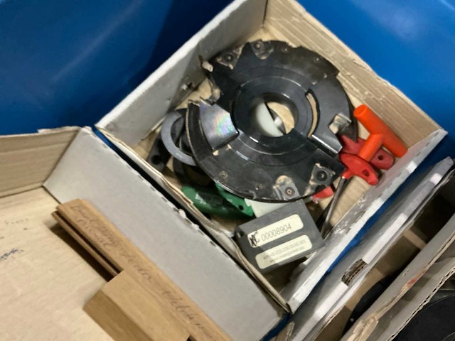 Partij houtfrezen - afbeelding 5 van  7