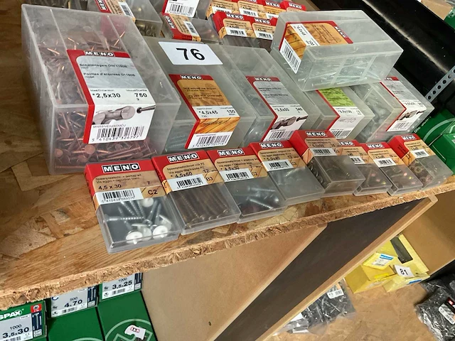 Partij houtschroeven en koperen nagels - afbeelding 7 van  7