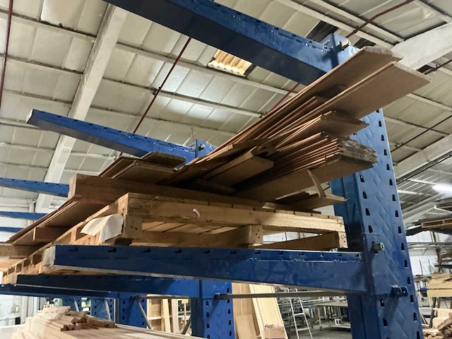 Partij houtvoorraad - afbeelding 7 van  9