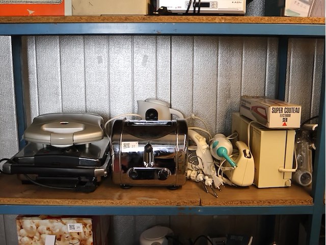 Partij huisraad - afbeelding 1 van  3