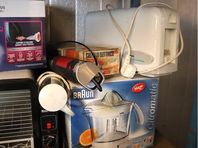 Partij huisraad - afbeelding 2 van  3